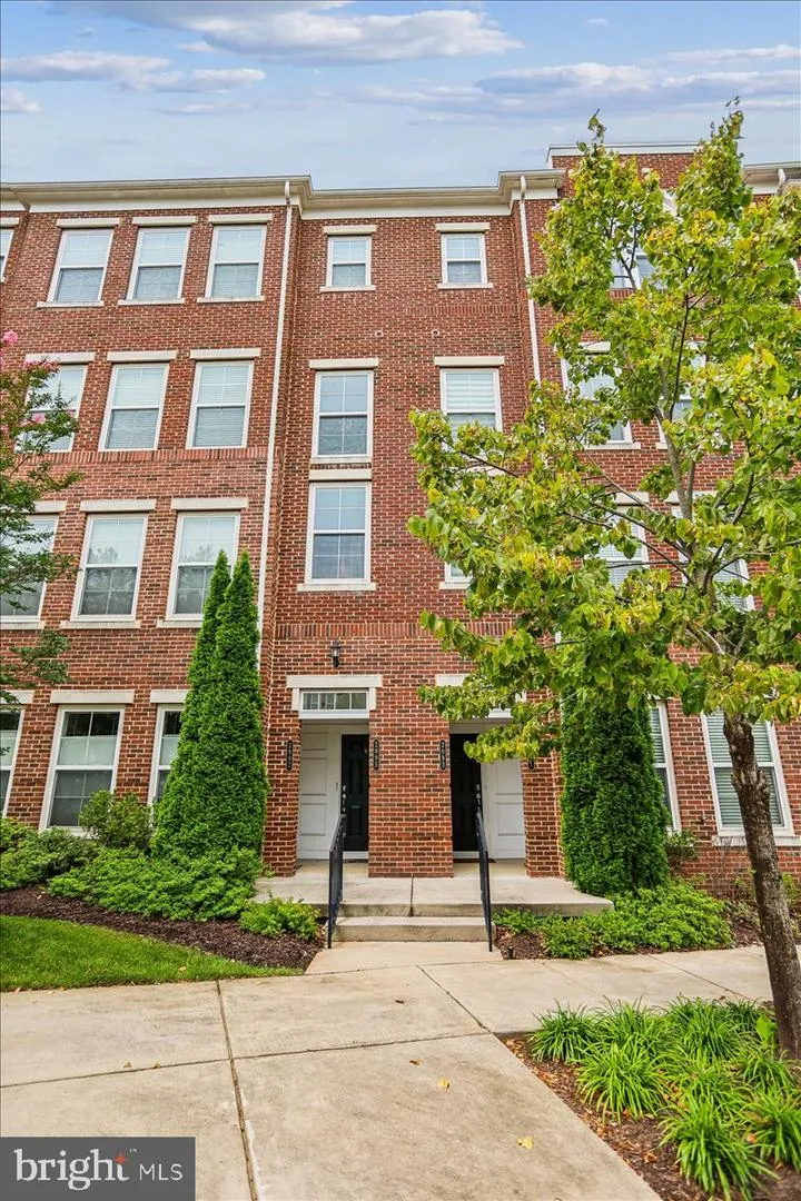 2993 RITTENHOUSE #90 Fairfax, VA 22031