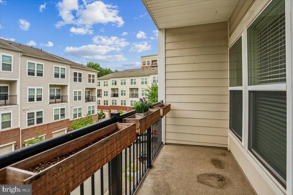 2993 RITTENHOUSE #90 Fairfax, VA 22031