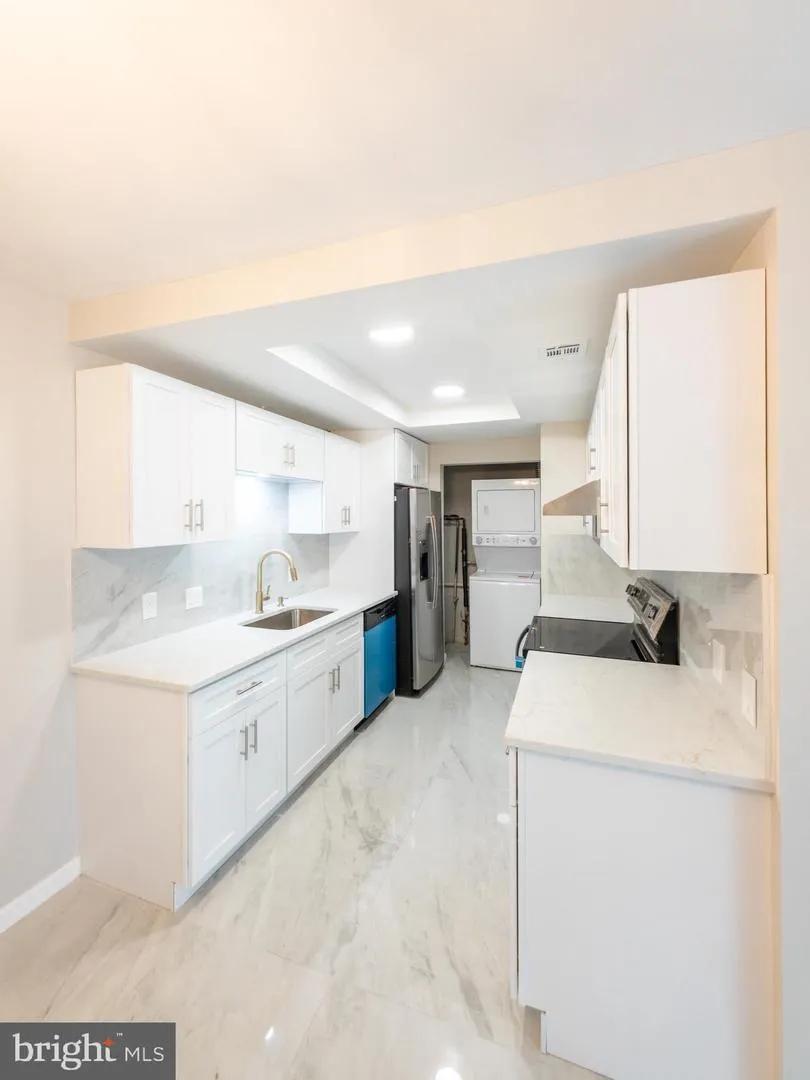 140 PLYMOUTH LANE Monroe Township, NJ 08831