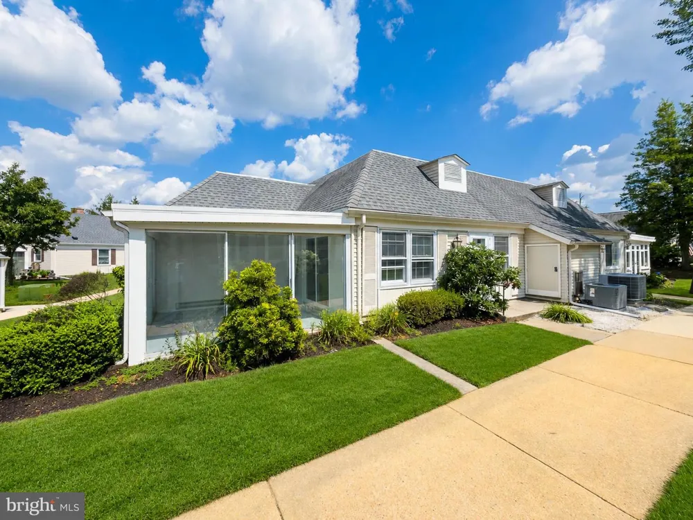 140 PLYMOUTH LANE Monroe Township, NJ 08831