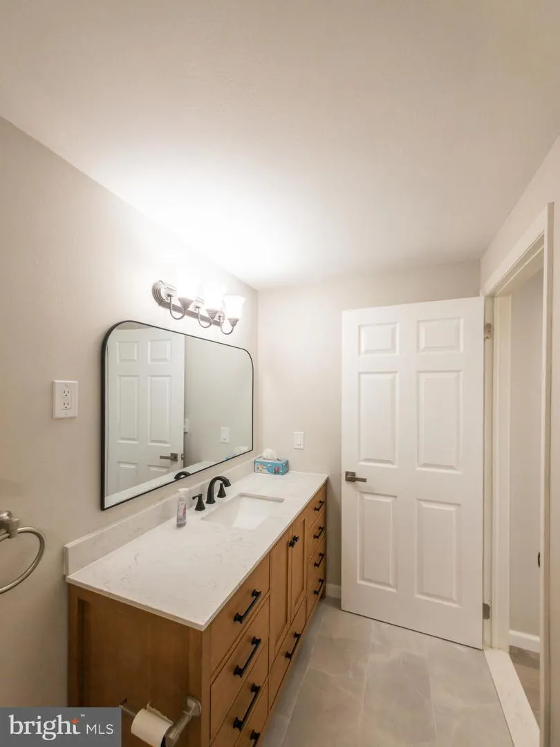 140 PLYMOUTH LANE Monroe Township, NJ 08831