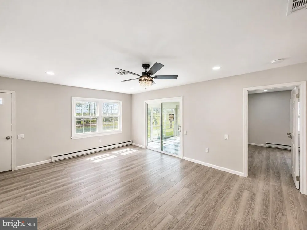 140 PLYMOUTH LANE Monroe Township, NJ 08831