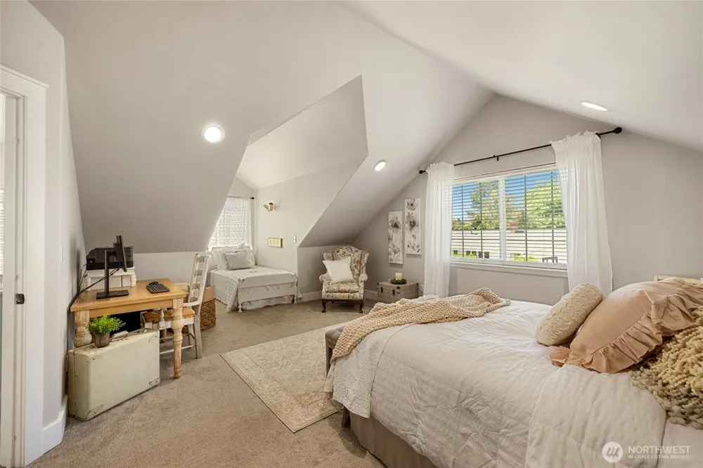 1403 Thayer Avenue Ellensburg, WA 98926