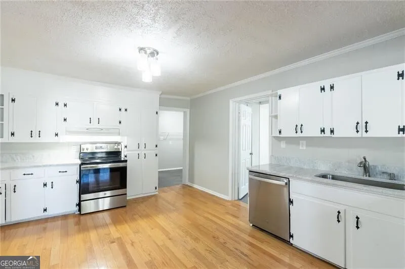 4715 S Lee ST Buford, GA 30518