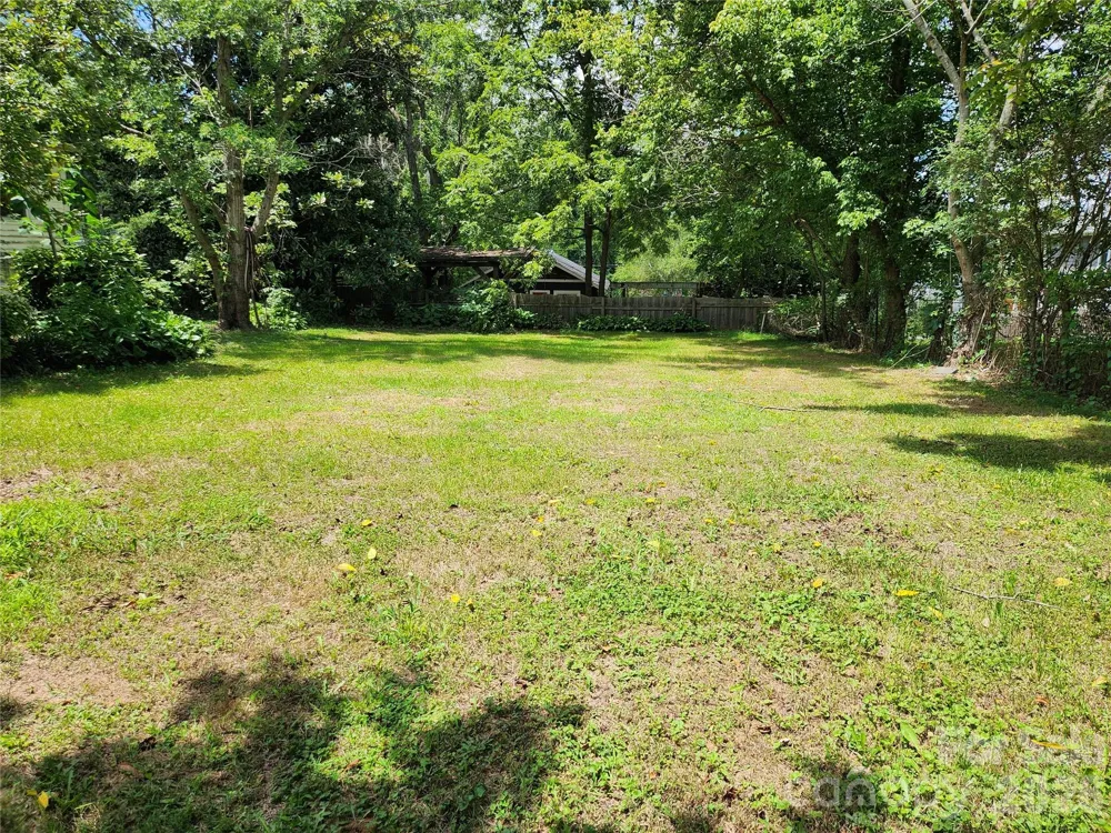 198 Fayetteville Street #82 Asheville, NC 28806