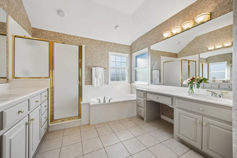 2713 Greenview Drive McKinney, TX 75072