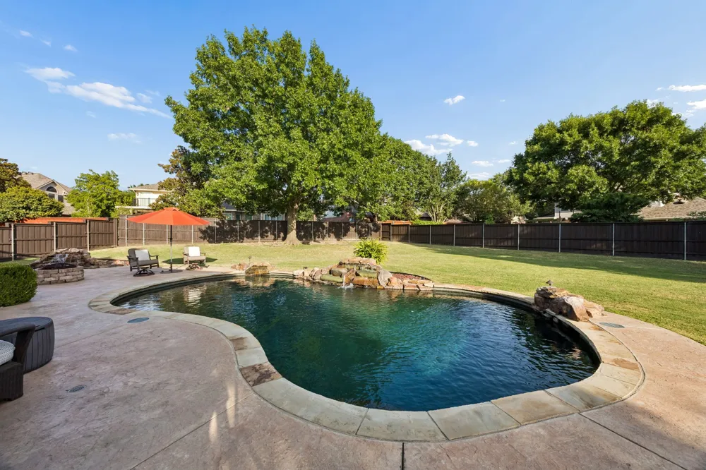 2713 Greenview Drive McKinney, TX 75072