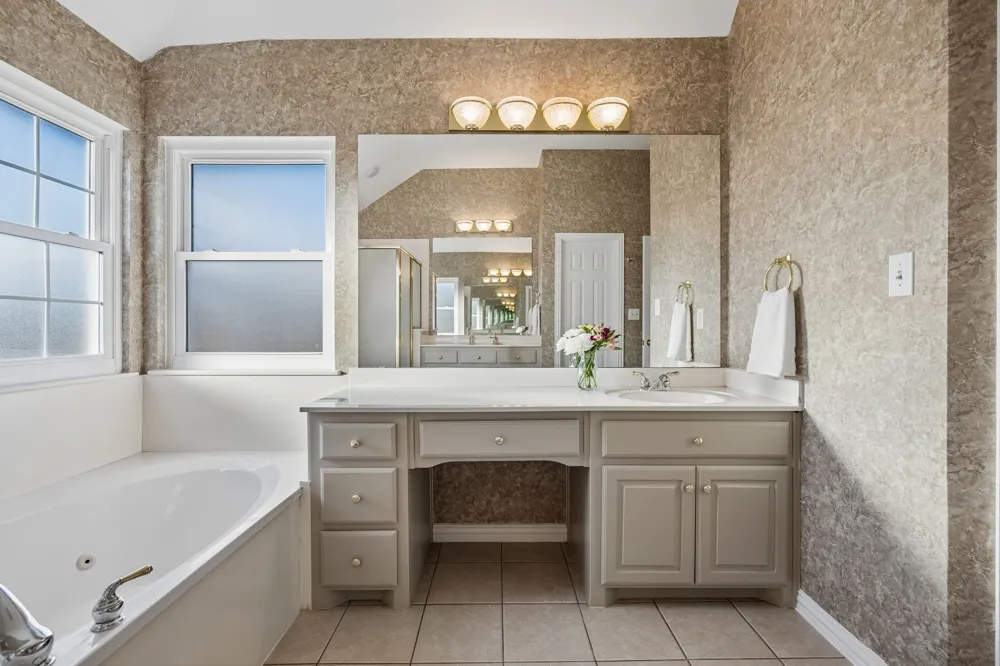 2713 Greenview Drive McKinney, TX 75072