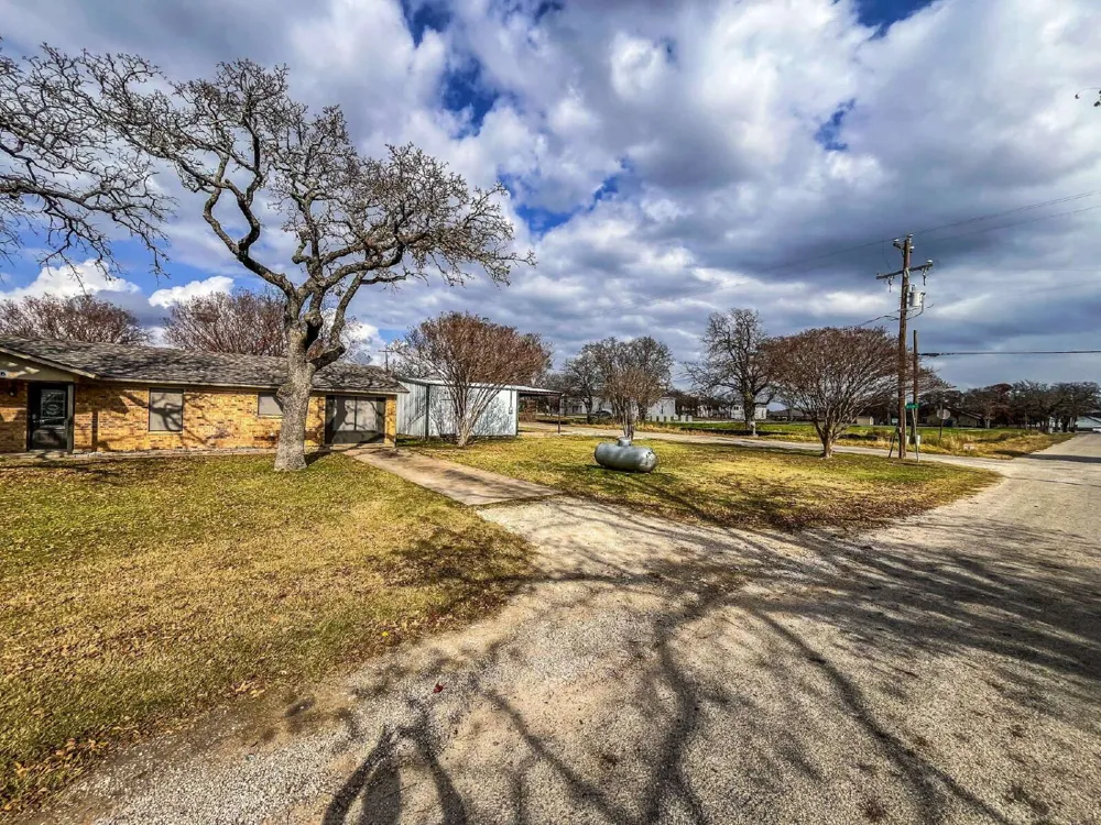 206 E 3rd Street Tolar, TX 76476