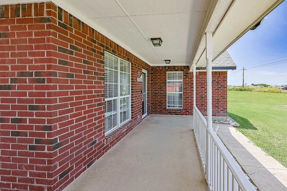 2747 FM 547 Farmersville, TX 75442