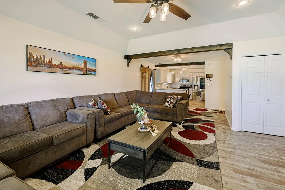 2747 FM 547 Farmersville, TX 75442