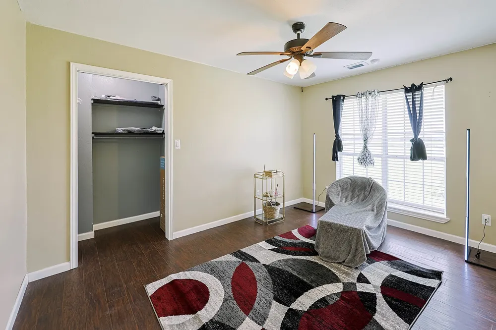 2747 FM 547 Farmersville, TX 75442