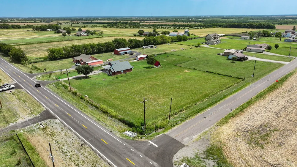 2747 FM 547 Farmersville, TX 75442