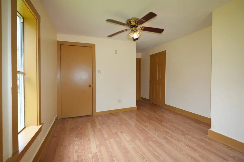1337 3rd St Hempstead, TX 77445