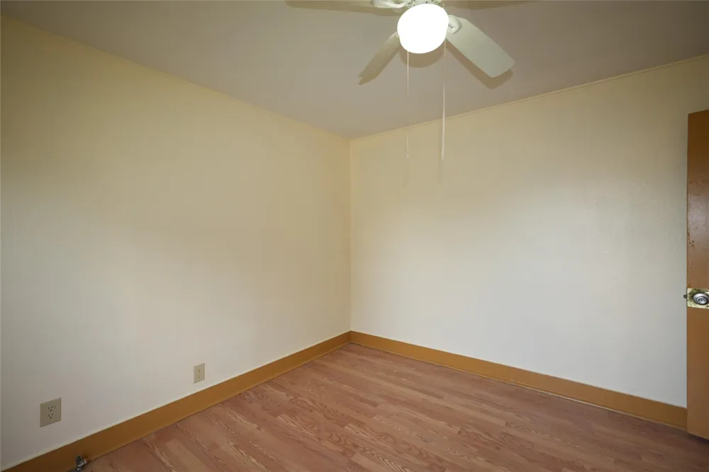 1337 3rd St Hempstead, TX 77445