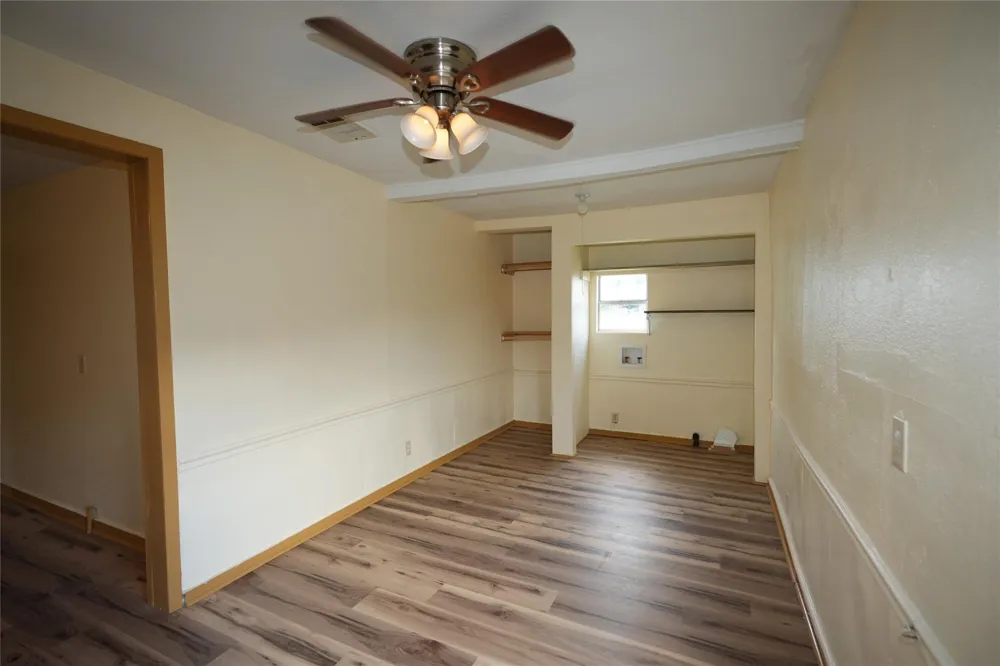 1337 3rd St Hempstead, TX 77445