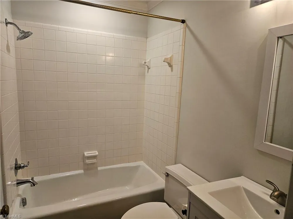 113 Forest View Drive Winston-Salem, NC 27104