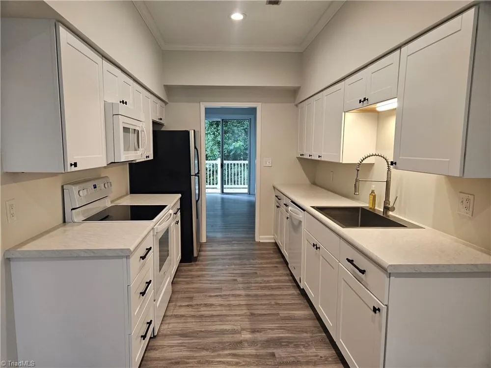 113 Forest View Drive Winston-Salem, NC 27104
