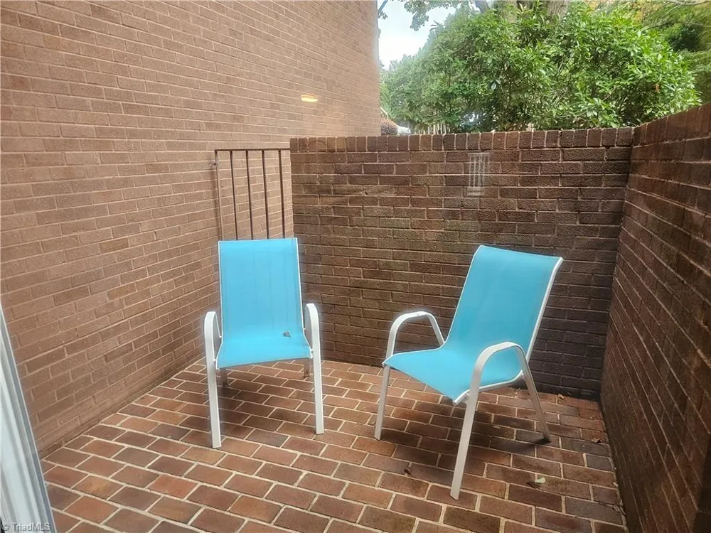 113 Forest View Drive Winston-Salem, NC 27104