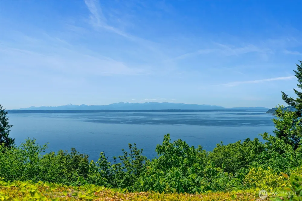 11912 Marine View Drive Edmonds, WA 98026