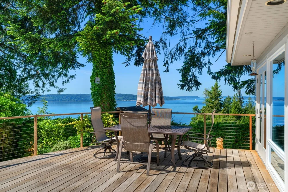 11912 Marine View Drive Edmonds, WA 98026