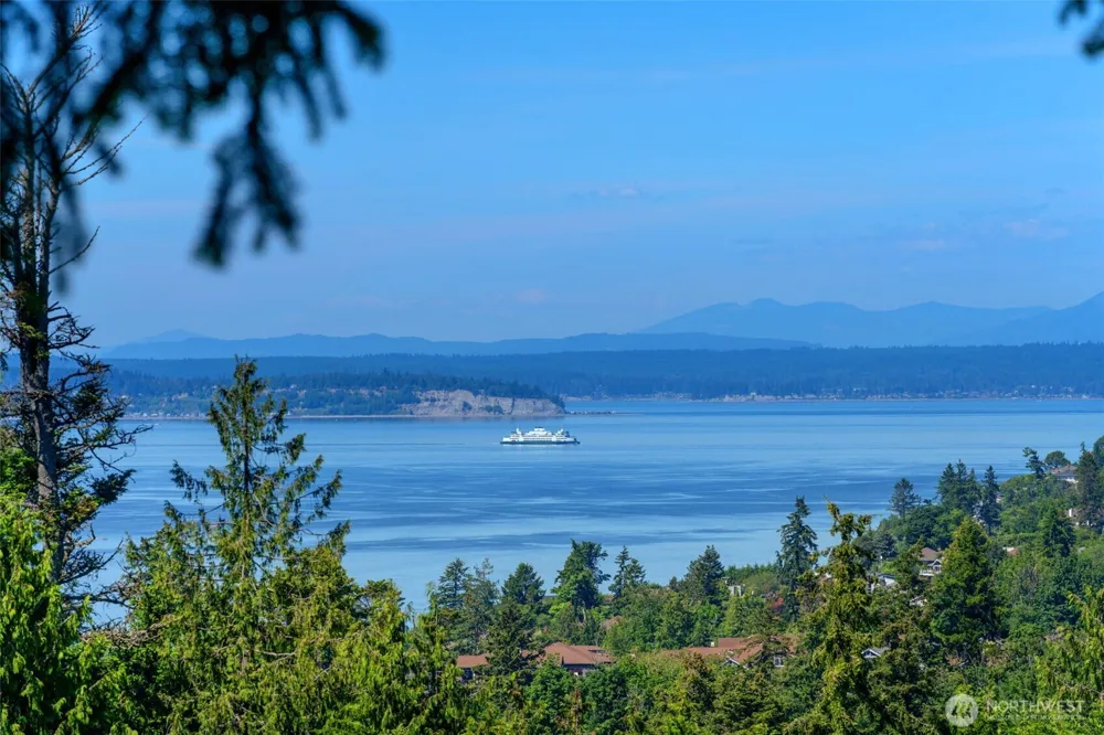 11912 Marine View Drive Edmonds, WA 98026