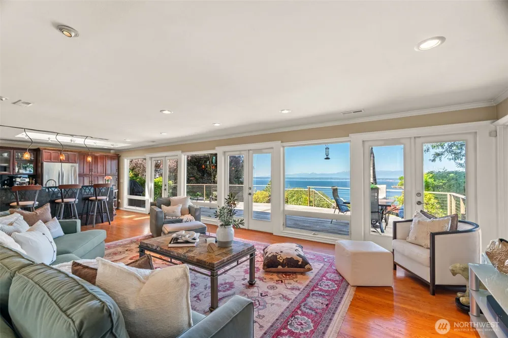 11912 Marine View Drive Edmonds, WA 98026