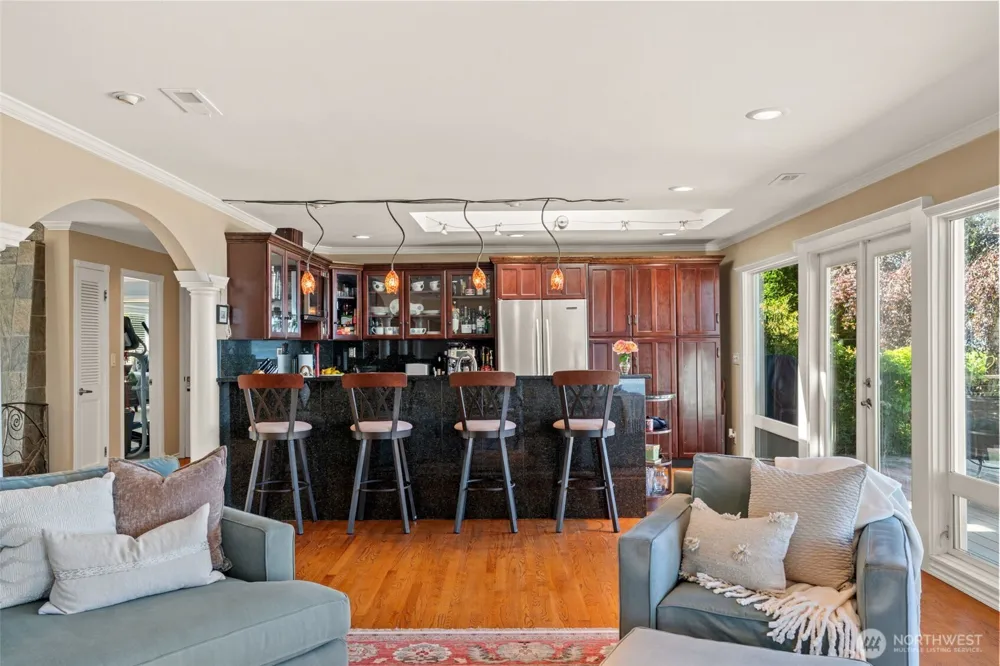 11912 Marine View Drive Edmonds, WA 98026