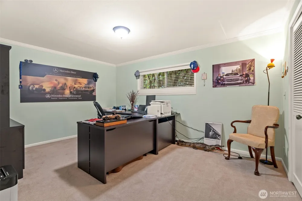 11912 Marine View Drive Edmonds, WA 98026