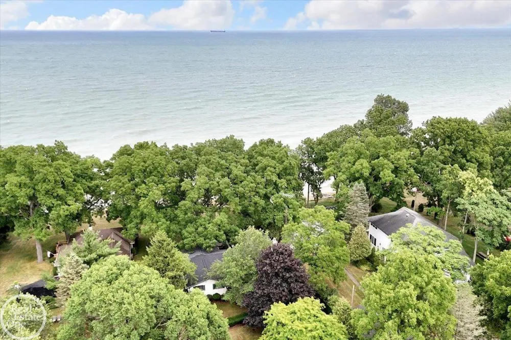 8178 Lakeshore Road Burtchville Township, MI 48059