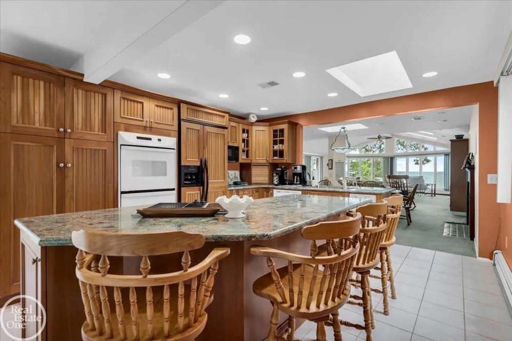 8178 Lakeshore Road Burtchville Township, MI 48059