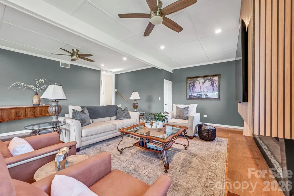 170 Bull Creek Road Mars Hill, NC 28754
