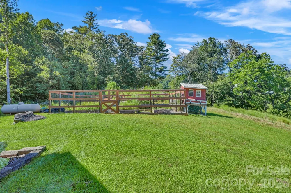 170 Bull Creek Road Mars Hill, NC 28754