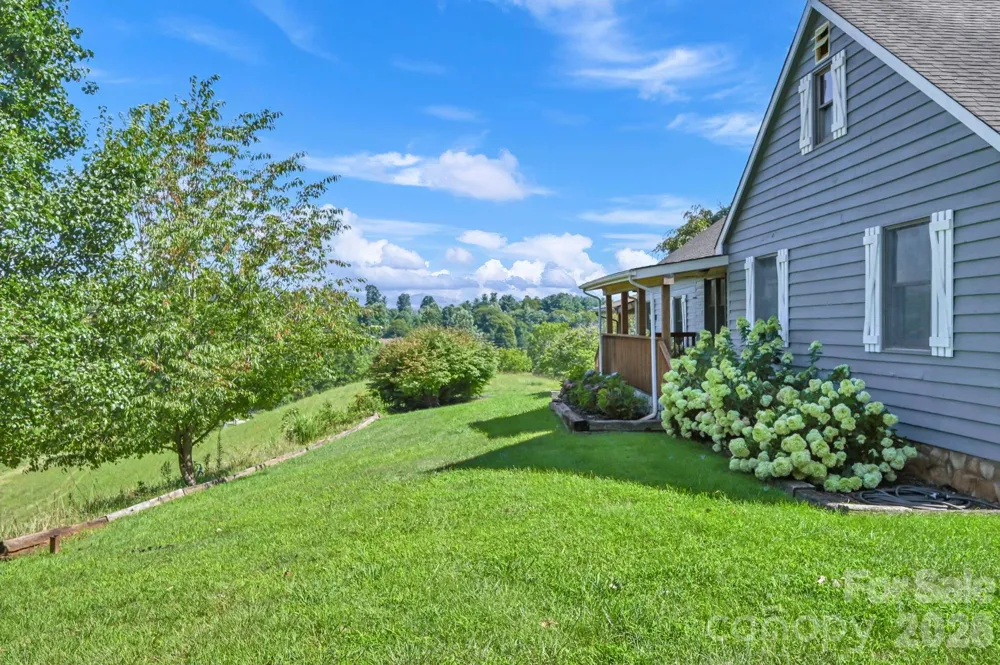 170 Bull Creek Road Mars Hill, NC 28754