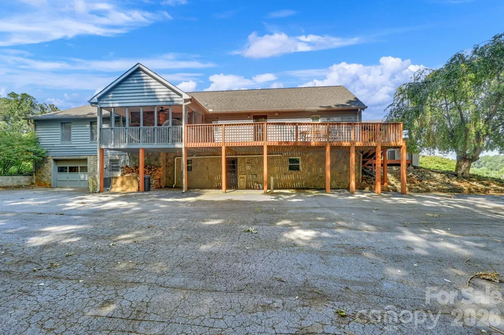 170 Bull Creek Road Mars Hill, NC 28754