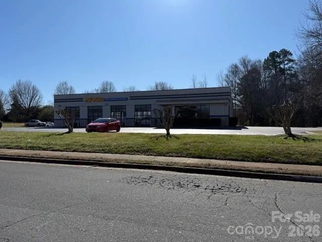 000 Waxhaw Parkway Waxhaw, NC 28173