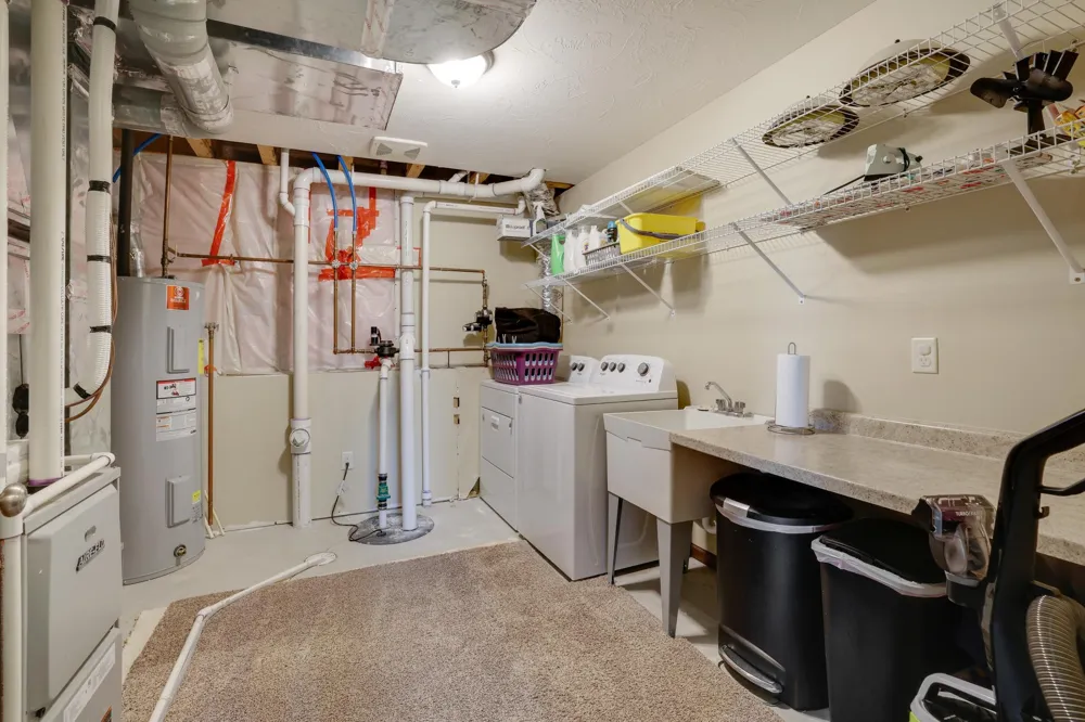 1108 Mulberry Avenue NE Montgomery, MN 56069