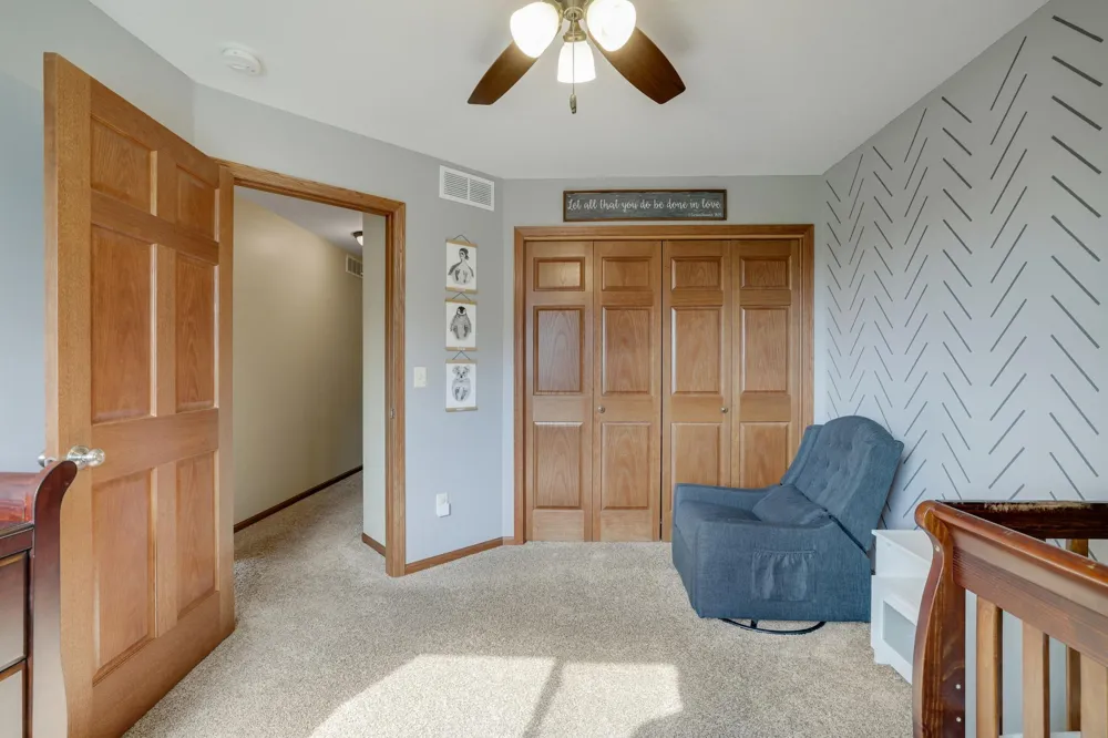 1108 Mulberry Avenue NE Montgomery, MN 56069
