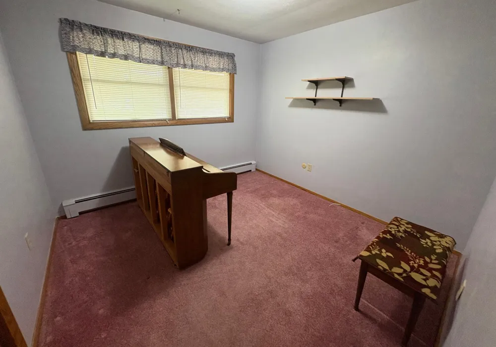 1431 7th Street Wahpeton, ND 58075