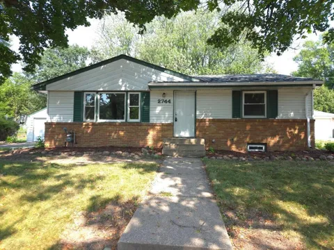2744 Matilda Street