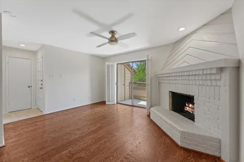 7640 W Greenway Boulevard #6F