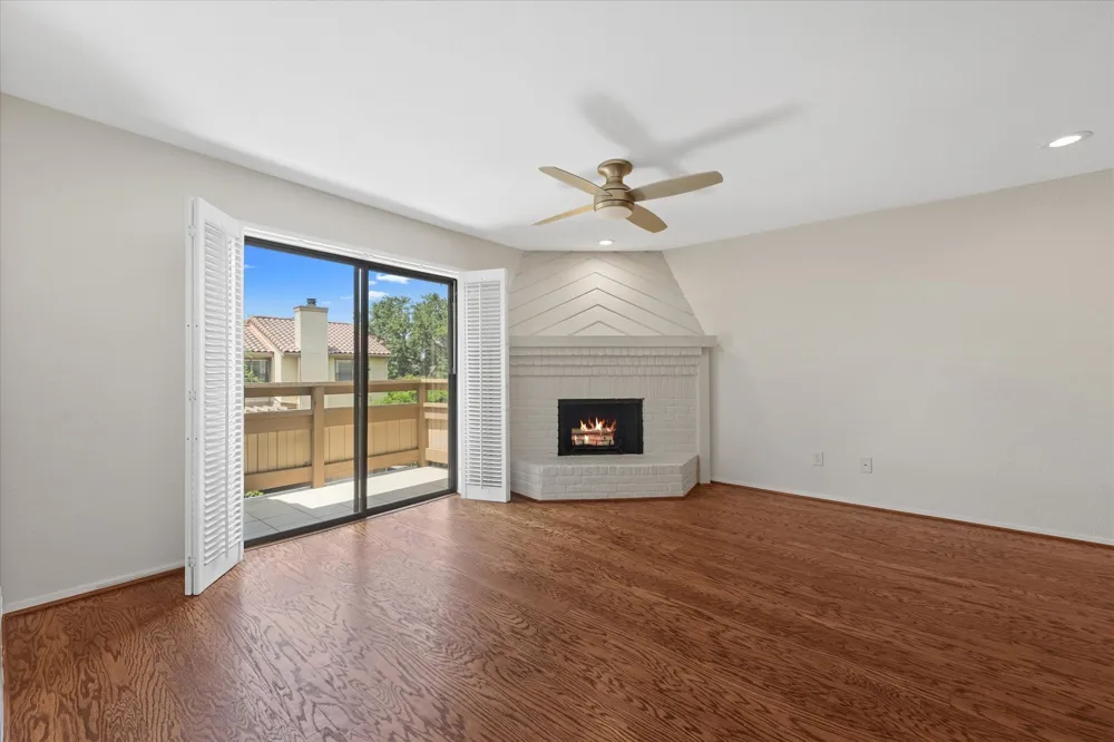 7640 W Greenway Boulevard #6F Dallas, TX 75209
