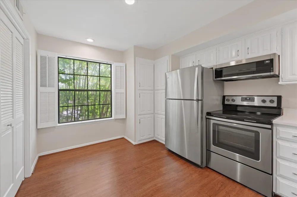 7640 W Greenway Boulevard #6F Dallas, TX 75209