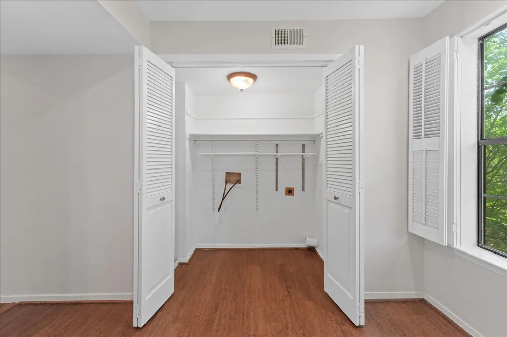 7640 W Greenway Boulevard #6F Dallas, TX 75209