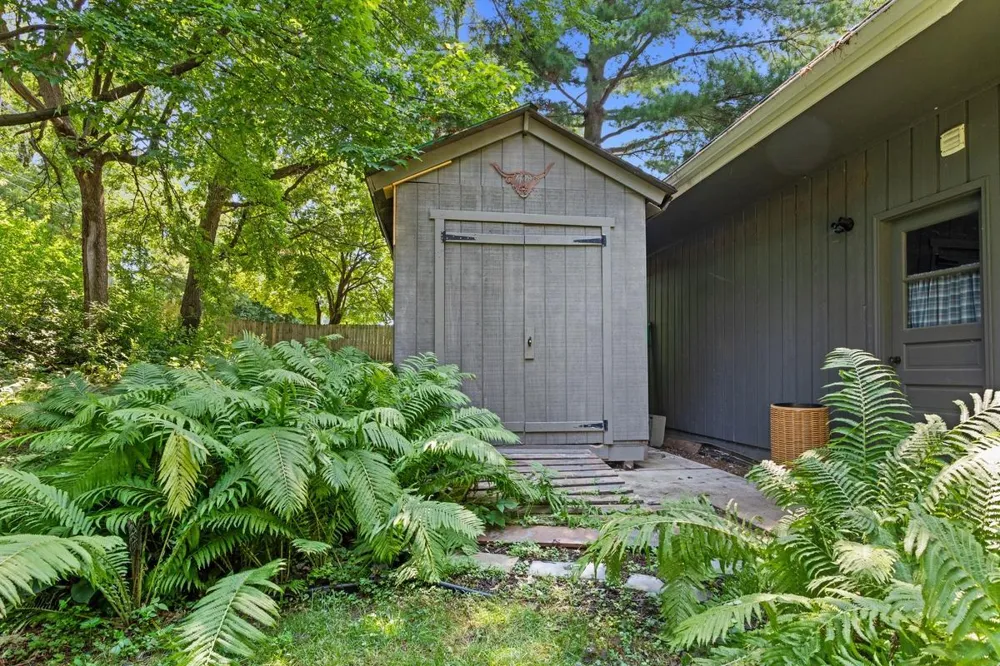 2685 Glenbrook Avenue Oakdale, MN 55128