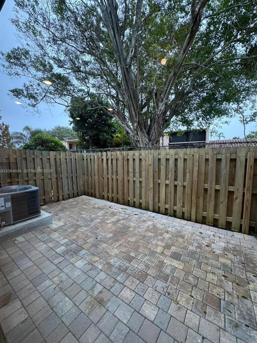 768 NE 206th Ter #768 Miami, FL 33179