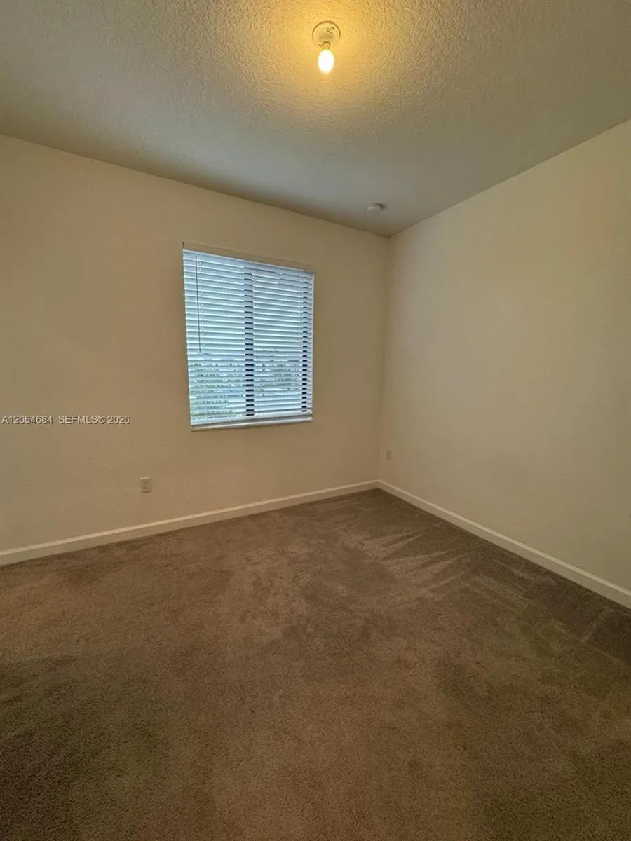 768 NE 206th Ter #768 Miami, FL 33179