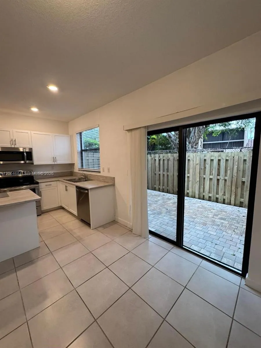 768 NE 206th Ter #768 Miami, FL 33179
