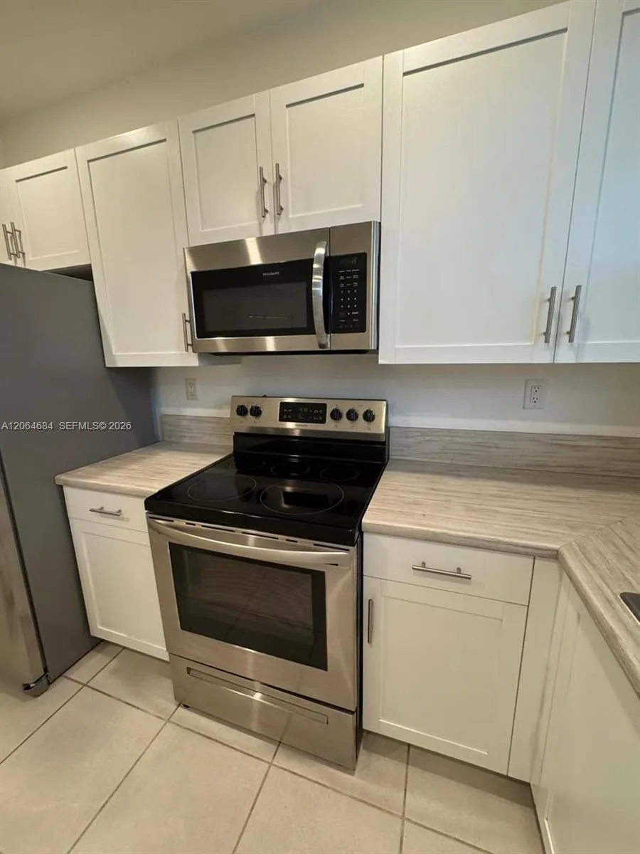 768 NE 206th Ter #768 Miami, FL 33179