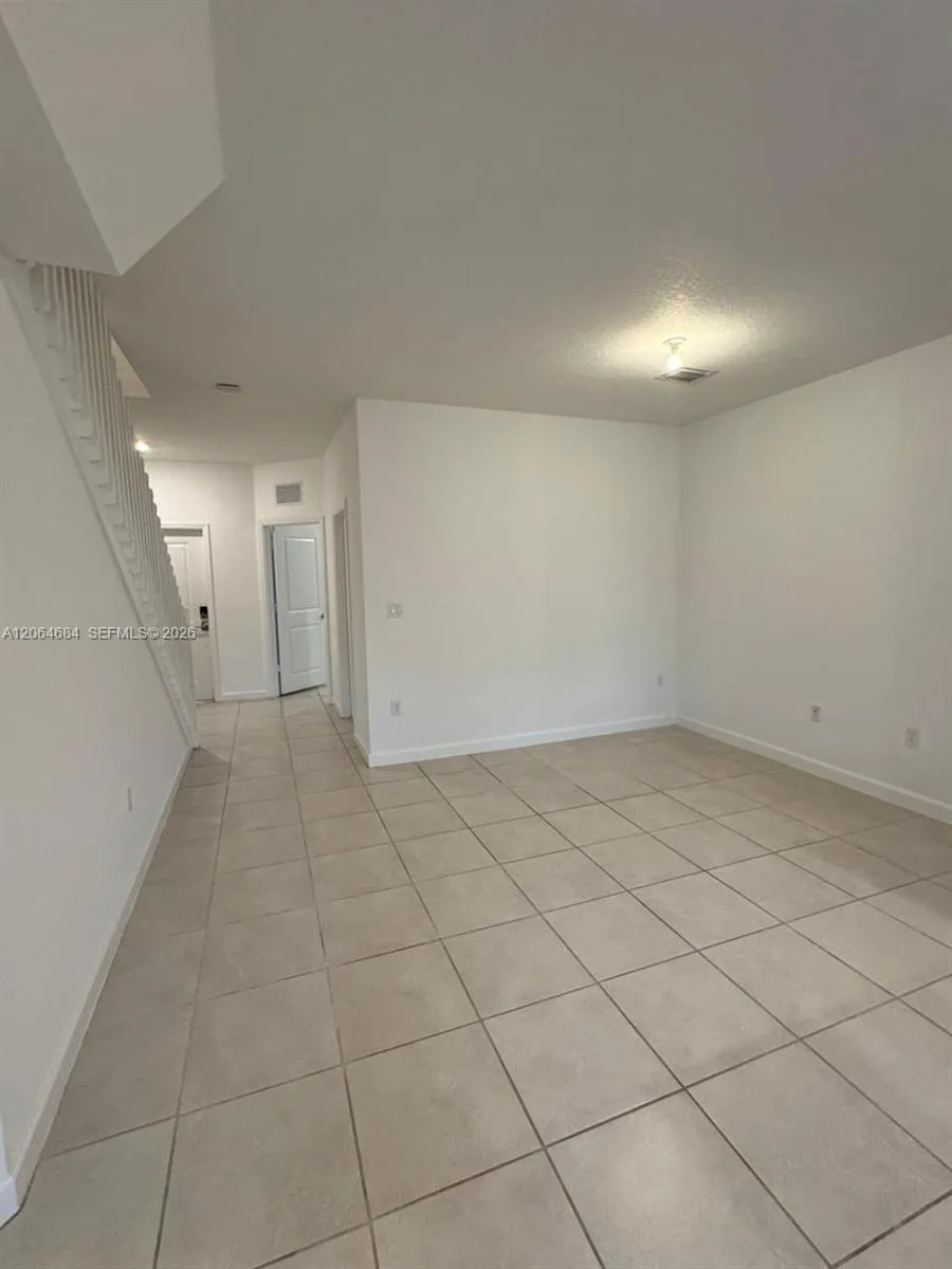 768 NE 206th Ter #768 Miami, FL 33179